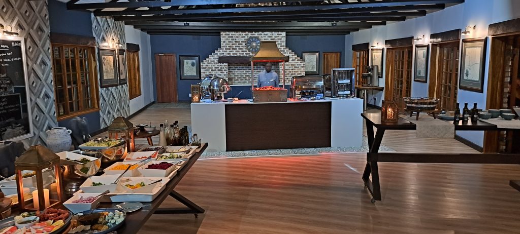 Buffet Etosha Lodge