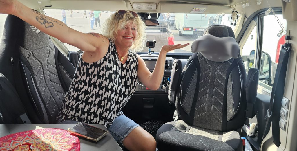 Diane im Wohnmobil