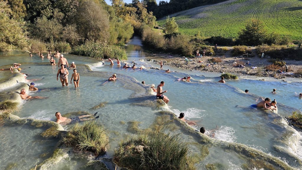 Becken Saturnia