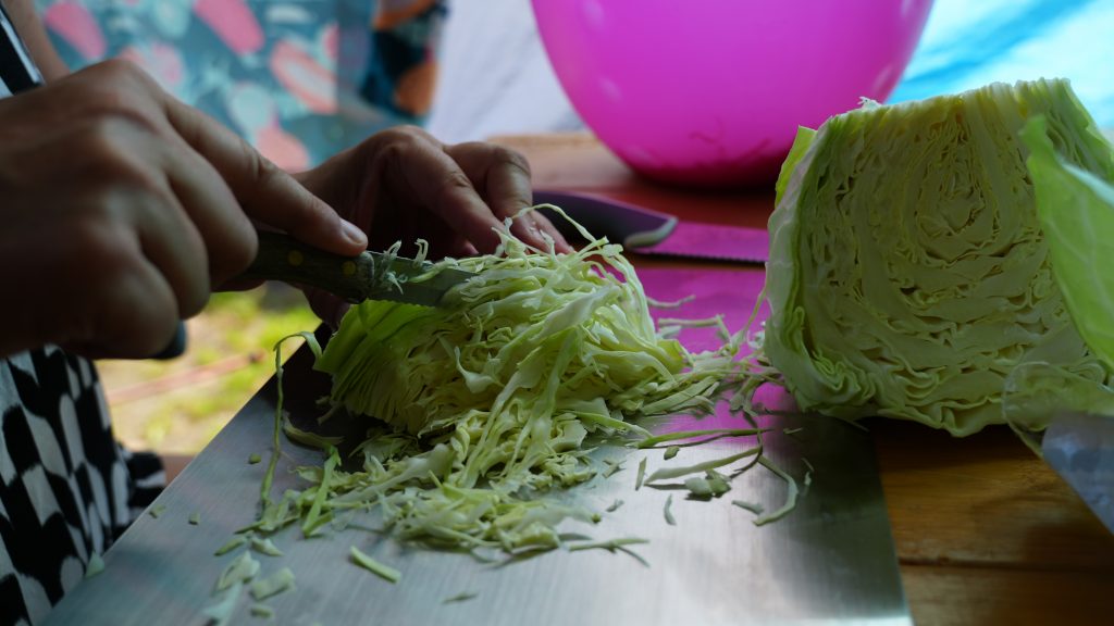 Krautsalat schneiden