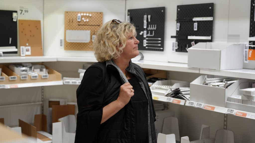 Diane bei Ikea