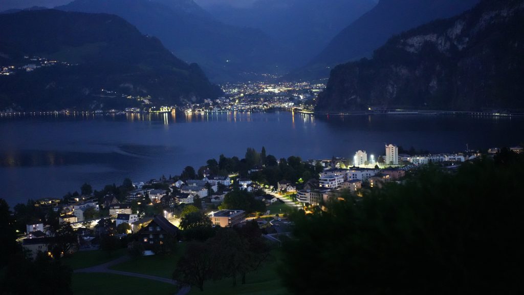 Vierwaldstättersee bei Nacht