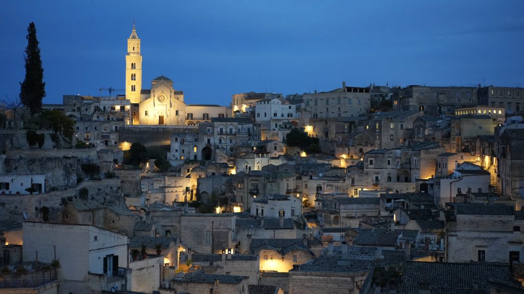 Matera bei Nacht