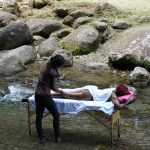 Massage im Dschungel